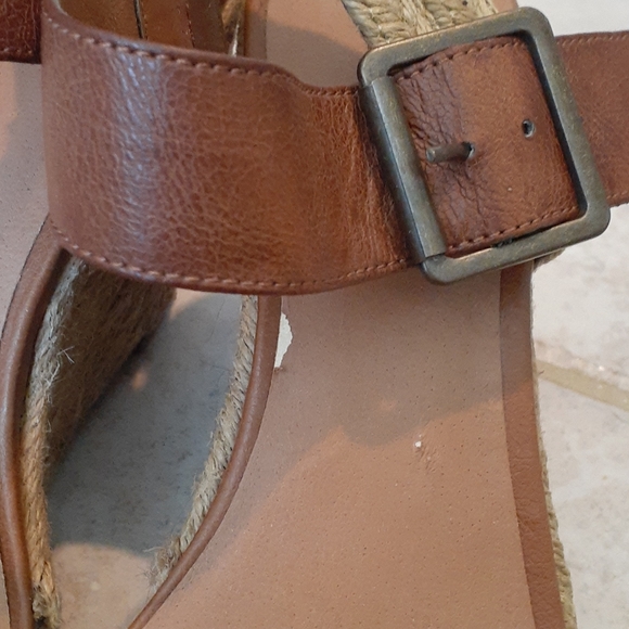 Wedged heels - Picture 5 of 6